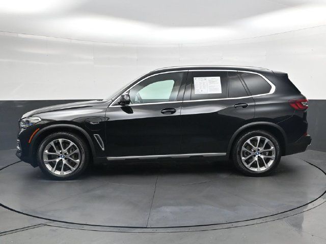 Used 2022 BMW X5 xDrive45e w/ Executive Package AWD/4WD image 9