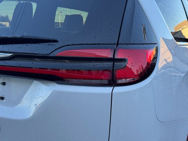 New 2026 Chrysler Pacifica Select AWD/4WD image 9