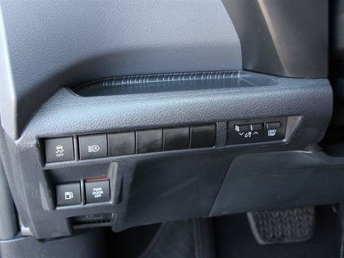 Used 2021 Toyota Sienna XSE AWD/4WD image 29