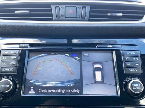 Used 2016 Nissan Rogue SL w/ SL Premium Package AWD/4WD image 14