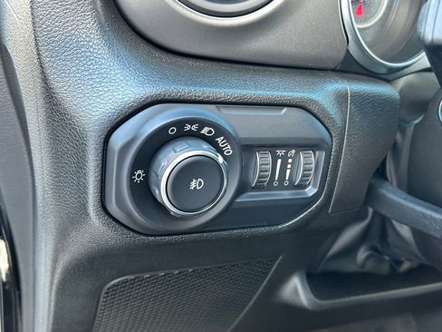 Certified 2022 Jeep Wrangler Unlimited Sport image 48