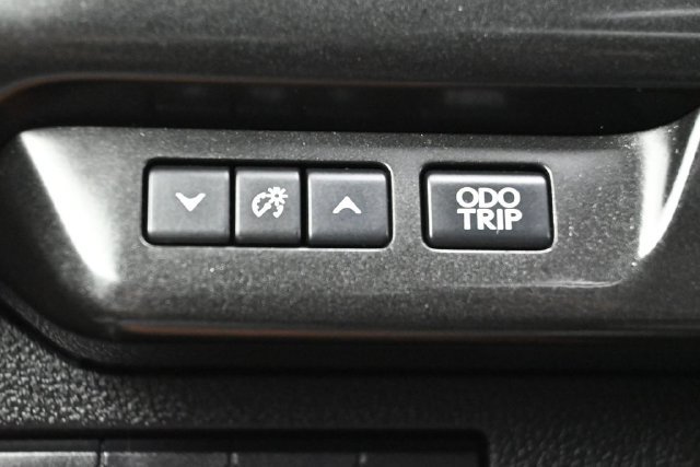 Used 2019 Lexus UX 200 w/ Premium Package FWD image 30