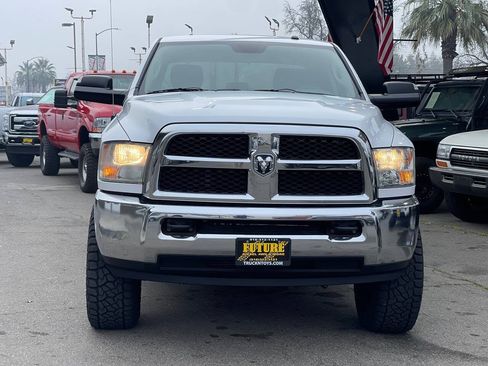 Used 2015 RAM 2500 Tradesman w/ Chrome Appearance Group AWD/4WD image 2