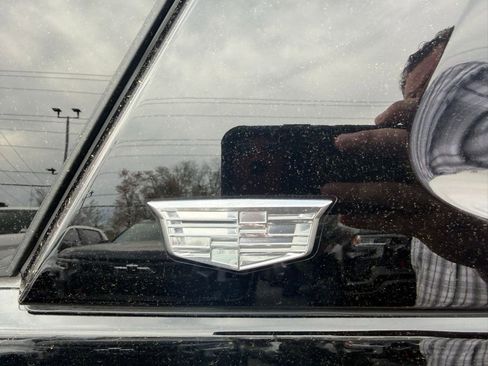 Used 2023 Cadillac Escalade V image 18