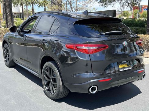Used 2021 Alfa Romeo Stelvio Sprint w/ Nero Edizione RWD image 2
