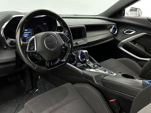 Used 2019 Chevrolet Camaro LT image 8