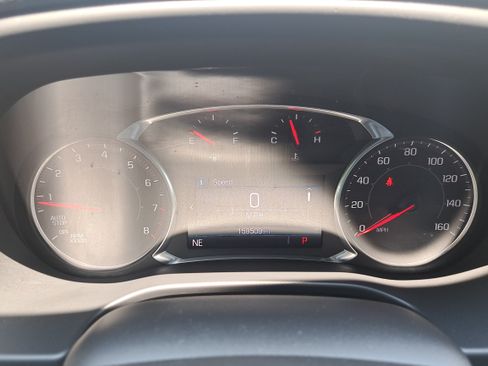 Used 2020 GMC Acadia SLE w/ Driver Convenience Package FWD image 19
