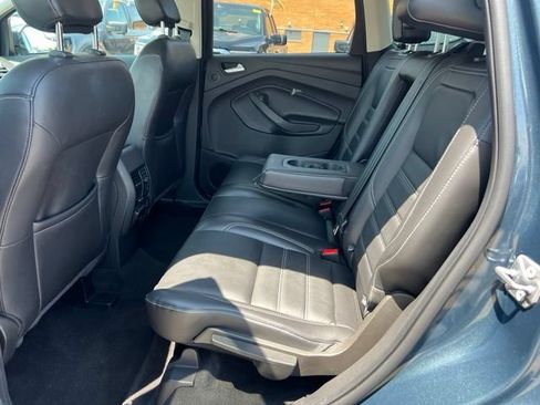Certified 2019 Ford Escape Titanium AWD/4WD image 23