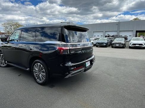 Used 2026 INFINITI QX80 Luxe AWD/4WD image 8