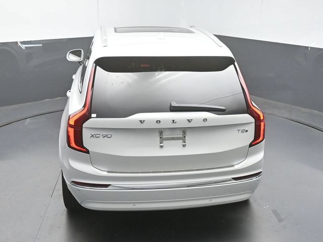 Used 2026 Volvo XC90 T8 Plus w/ Protection Package Premier AWD/4WD image 48
