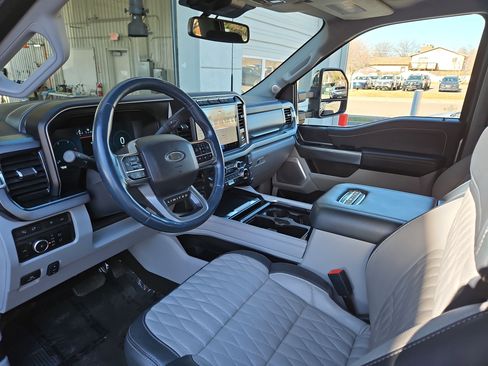 Used 2024 Ford F350 Limited w/ FX4 Off-Road Package image 17