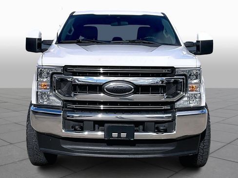 Used 2021 Ford F250 XL w/ STX Appearance Package image 3