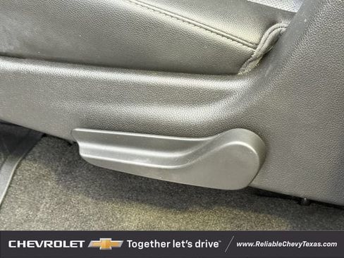 Used 2018 Chevrolet Suburban Premier RWD image 34