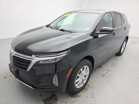 Used 2024 Chevrolet Equinox LT AWD/4WD image 5