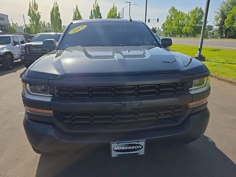 Used 2019 Chevrolet Silverado 1500 LT AWD/4WD image 8