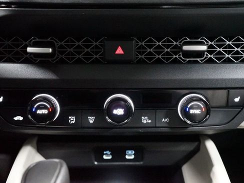 Used 2023 Honda Accord EX image 19