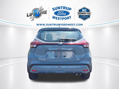 Used 2024 Nissan Kicks SV FWD image 24