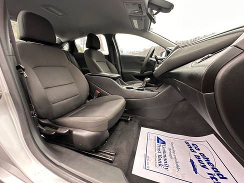 Used 2018 Chevrolet Malibu LS image 32
