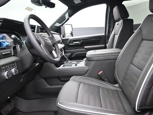 New 2026 GMC Sierra 2500 AT4X AWD/4WD image 13
