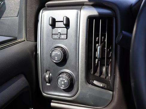 Used 2019 Chevrolet Silverado 1500 LT w/ All Star Edition AWD/4WD image 9