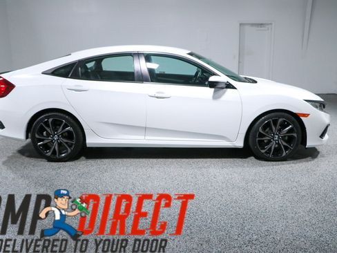 Used 2019 Honda Civic Sport image 6
