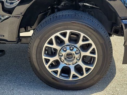 Used 2022 Ford F250 Lariat w/ Lariat Ultimate Package image 8