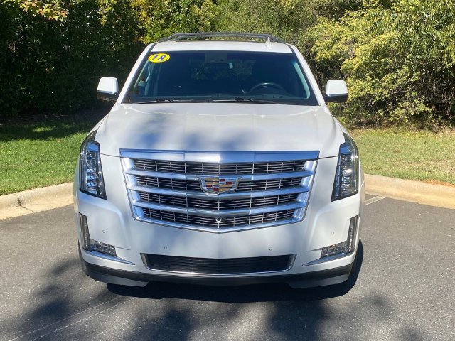 Used 2018 Cadillac Escalade Luxury w/ LPO, Radiant Package AWD/4WD image 2