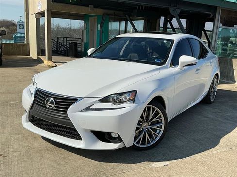 Used 2016 Lexus IS 200t image 1