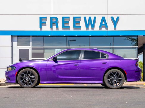 Used 2019 Dodge Charger GT w/ Blacktop Package RWD image 2