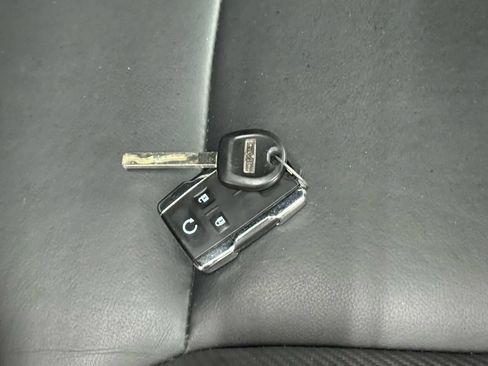 Used 2018 GMC Sierra 1500 SLT w/ All Terrain Package AWD/4WD image 47