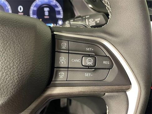 New 2026 Jeep Grand Cherokee Limited w/ Limited Altitude Package image 7