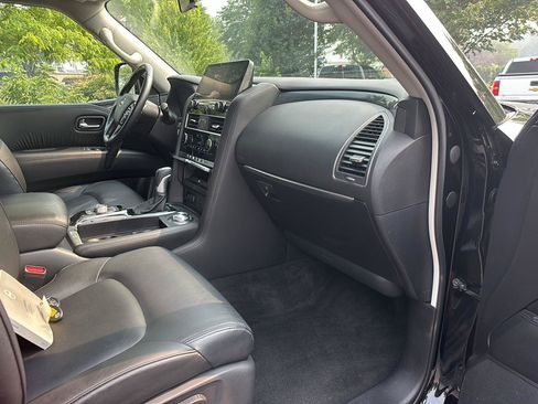 Used 2021 Nissan Armada SV AWD/4WD image 26
