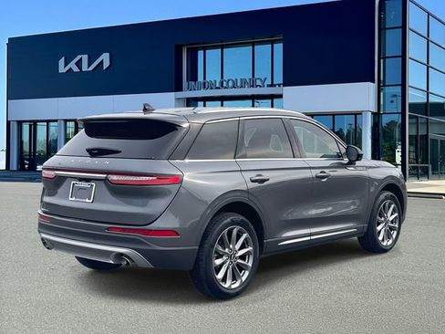 Used 2022 Lincoln Corsair Standard w/ Premium Package image 12