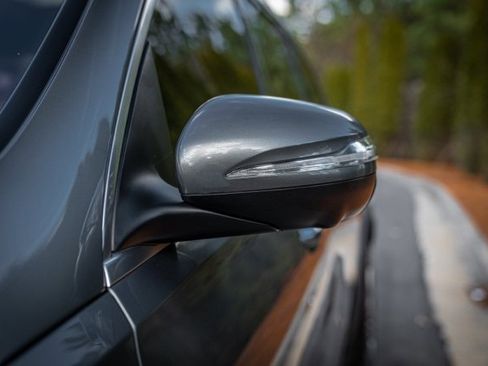 Used 2022 Mercedes-Benz GLS 450 4MATIC image 24