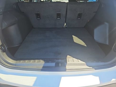 Used 2023 Chevrolet Equinox LS w/ LS Convenience Package FWD image 23