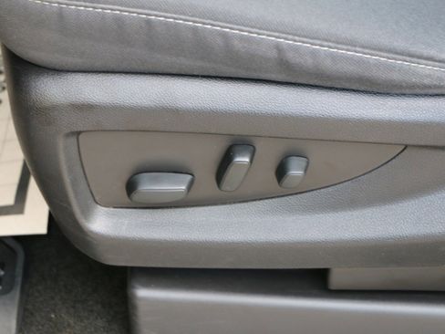 Used 2018 Chevrolet Silverado 1500 LT w/ All Star Edition image 20