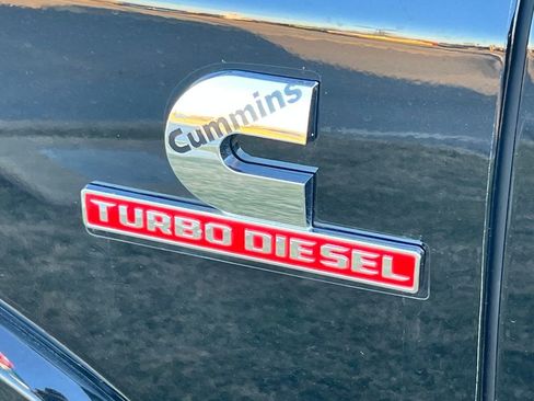 Used 2022 RAM 2500 Limited image 10