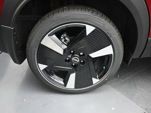 New 2026 Nissan Kicks SR FWD image 23