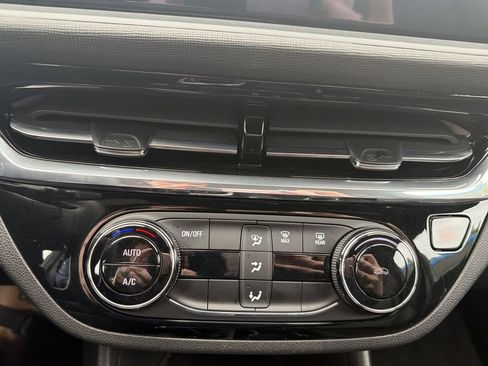Used 2025 Buick Envista Sport Touring FWD image 18