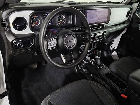 Used 2024 Jeep Wrangler Sport image 7