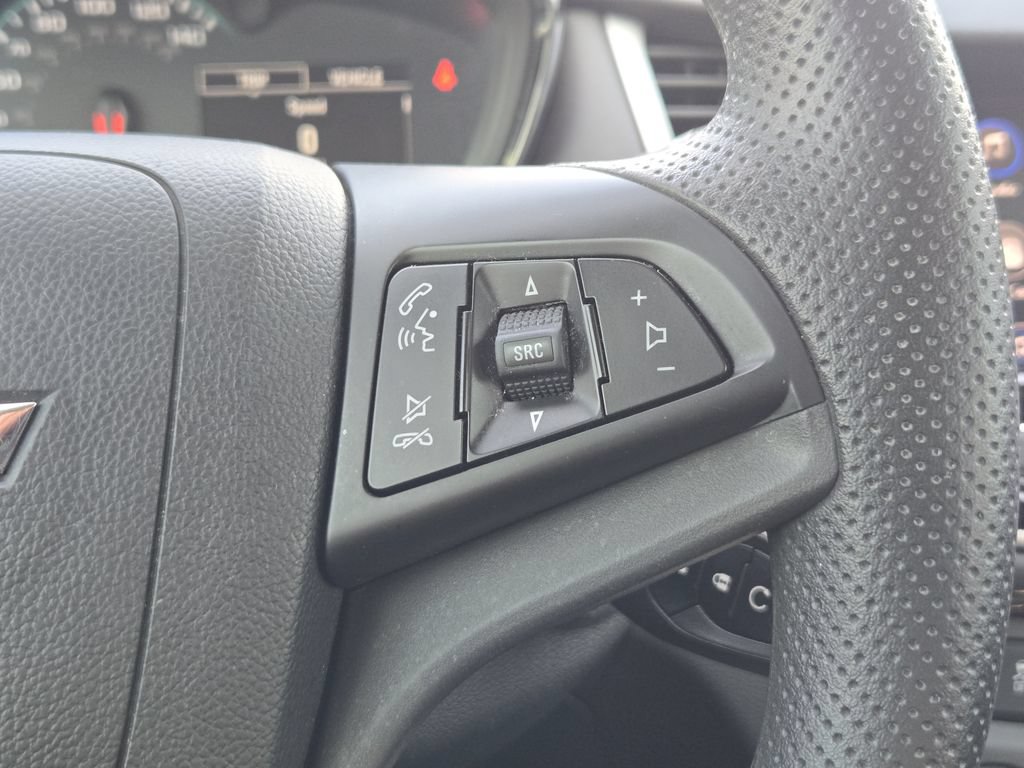 Used 2022 Chevrolet Trax LS w/ Tint and Cruise Package FWD image 23