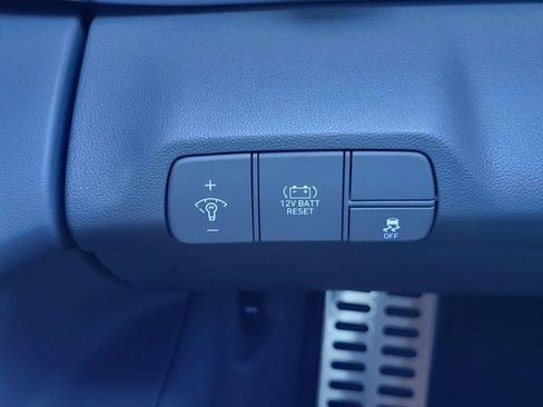 New 2025 Hyundai Elantra SEL image 24