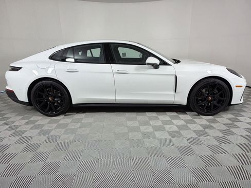 Used 2026 Porsche Panamera image 6