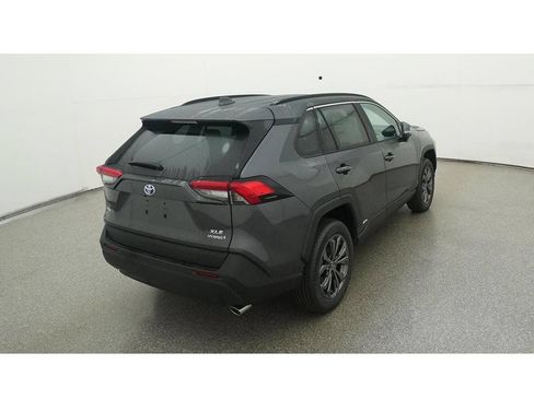 Used 2024 Toyota RAV4 XLE Premium w/ Weather Package AWD/4WD image 10