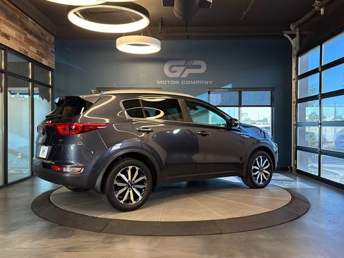 Used 2019 Kia Sportage EX AWD/4WD image 3