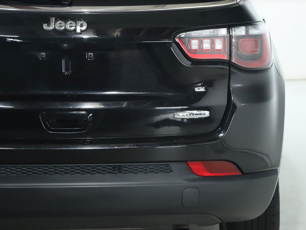 Used 2024 Jeep Compass Latitude AWD/4WD image 45