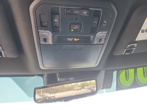Used 2025 Toyota Sequoia Platinum AWD/4WD image 29
