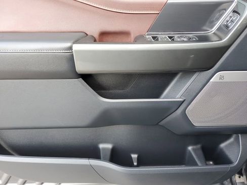 Used 2022 Ford F150 Lariat w/ Max Trailer Tow Package image 17