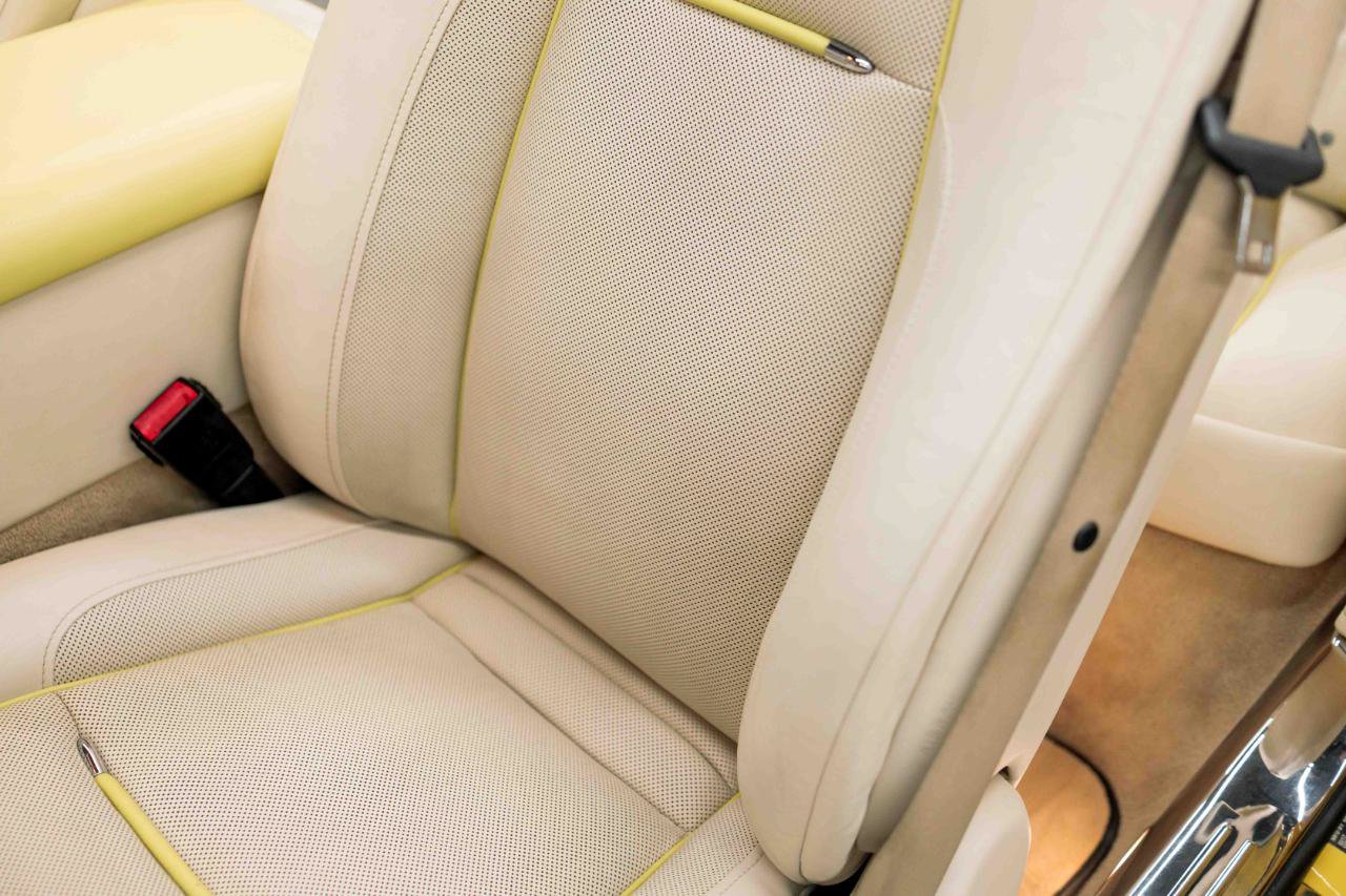 Used 2017 Rolls-Royce Dawn RWD image 94