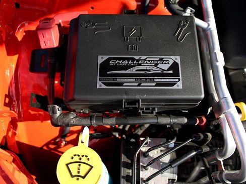 Used 2022 Dodge Challenger SRT Hellcat Redeye image 9